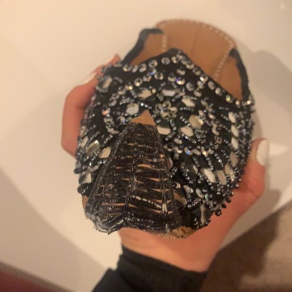 Handmade Maroccan Slippers: leather - Picture 7 of 9